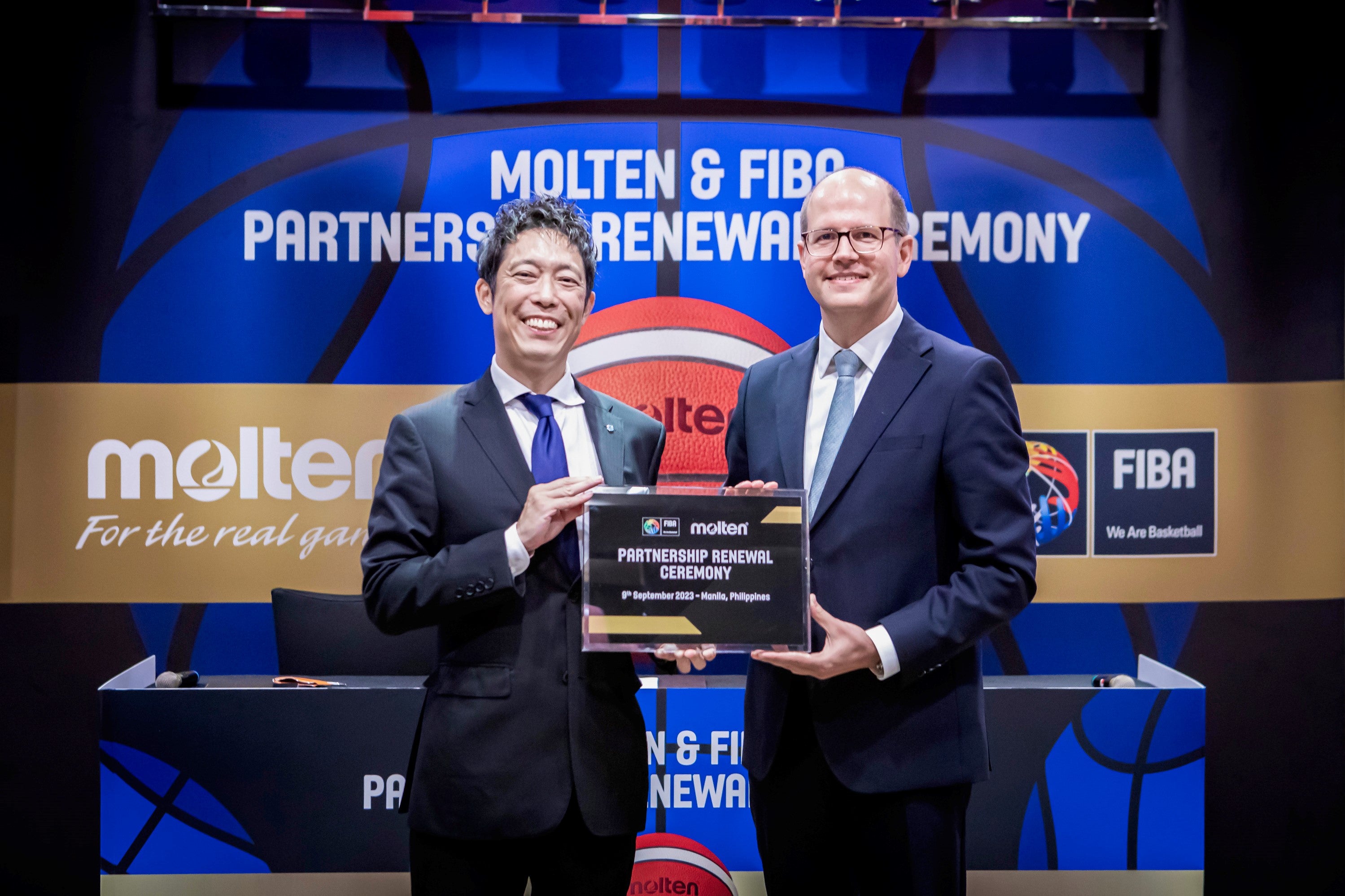 FIBA and Molten extend their long-standing partnership
